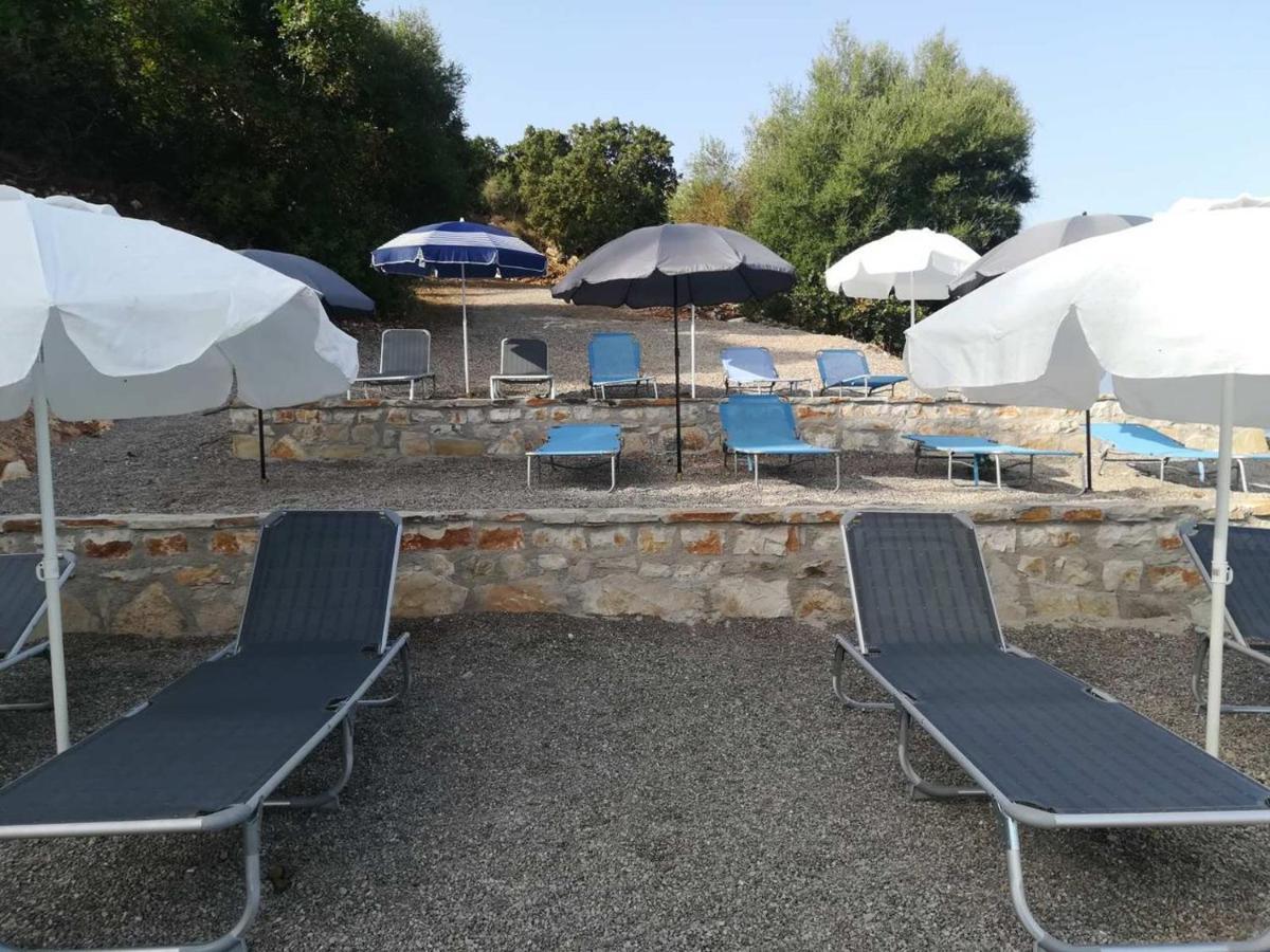 Aqua Terra Villa Szpárto Kültér fotó