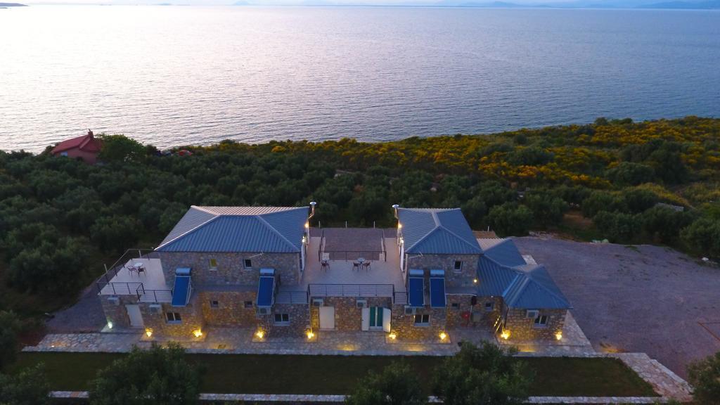 Aqua Terra Villa Szpárto Kültér fotó