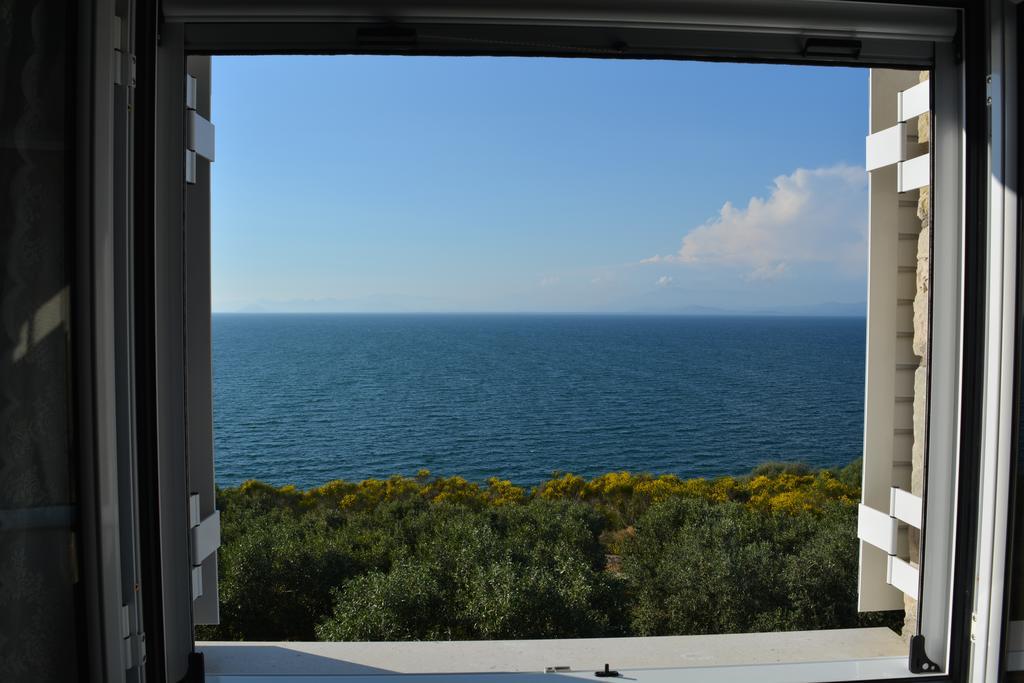 Aqua Terra Villa Szpárto Kültér fotó